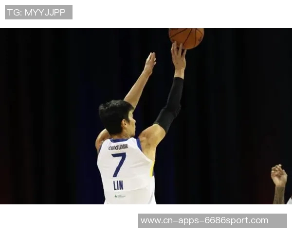 林书豪盛赞鲍威尔努力精神期待他在赛场上取得更大成功 林书豪盛赞鲍威尔努力精神期待他在赛场上取得更大成功