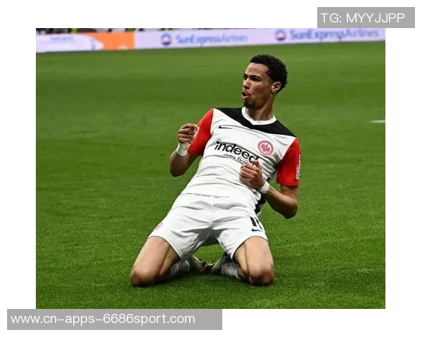 埃基蒂克回顾职业生涯目标直指英超冠军在巴黎磨练自我更上一层楼 埃基蒂克回顾职业生涯目标直指英超冠军在巴黎磨练自我更上一层楼