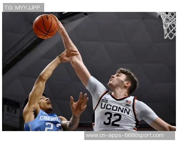 克林根三分球表现分析:空位投篮或成其唯一选择 克林根三分球表现分析:空位投篮或成其唯一选择