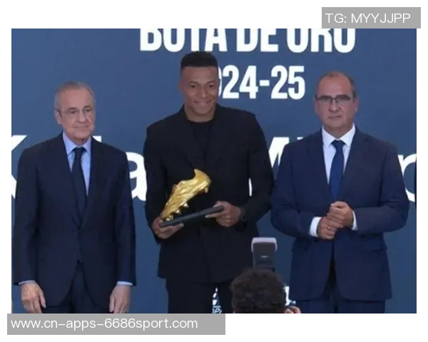 姆巴佩26岁获赠豪车却无驾照收藏不驾驭引发热议