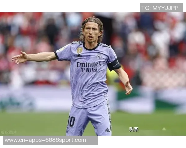 扎扎罗尼直言米兰缺少莫德里奇和中锋将难以重返巅峰 扎扎罗尼直言米兰缺少莫德里奇和中锋将难以重返巅峰